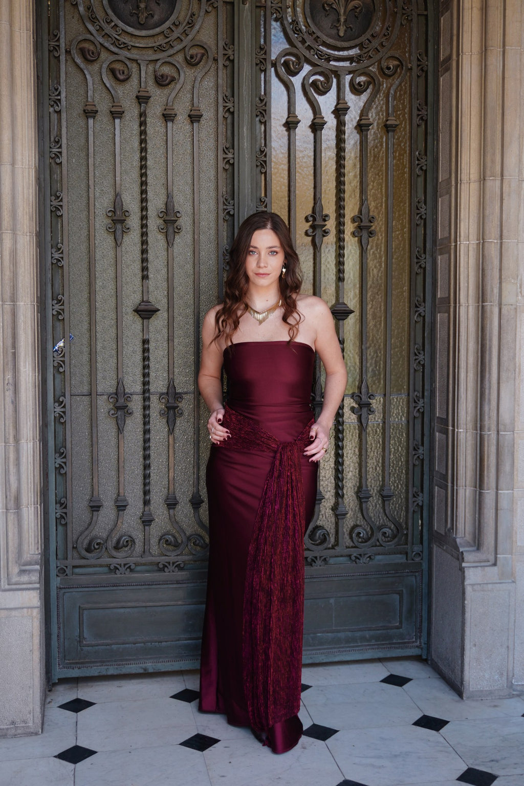 Vestido de fiesta burdeo satinado Juliette, para matrimonio, gala o graduación